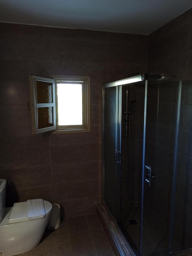 Petra Mare Suites Vourvourou Buitenkant foto