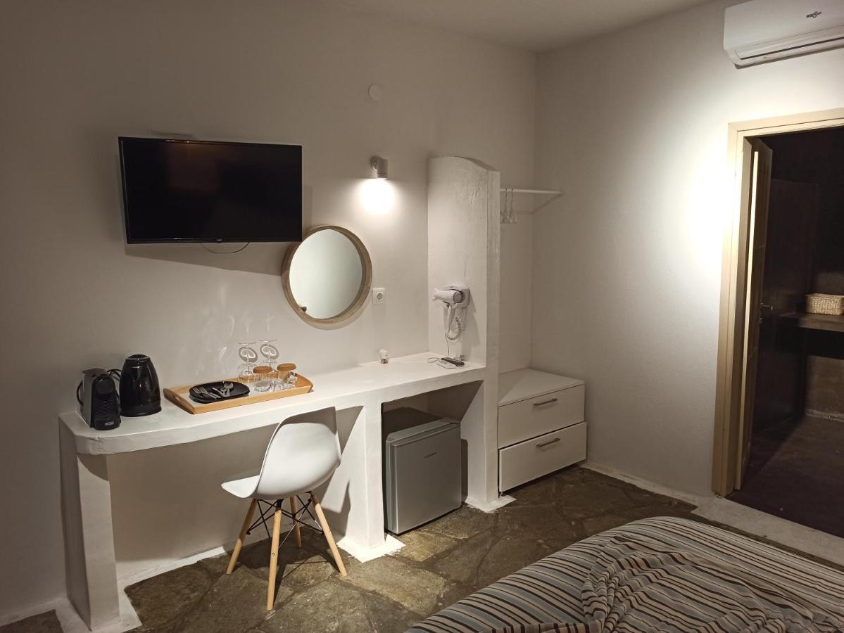 Petra Mare Suites Vourvourou Buitenkant foto