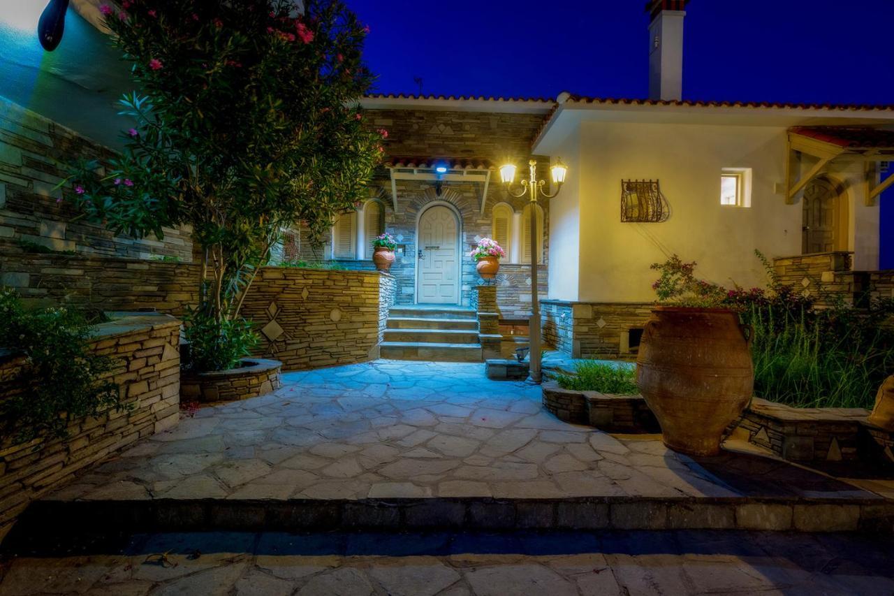 Petra Mare Suites Vourvourou Buitenkant foto