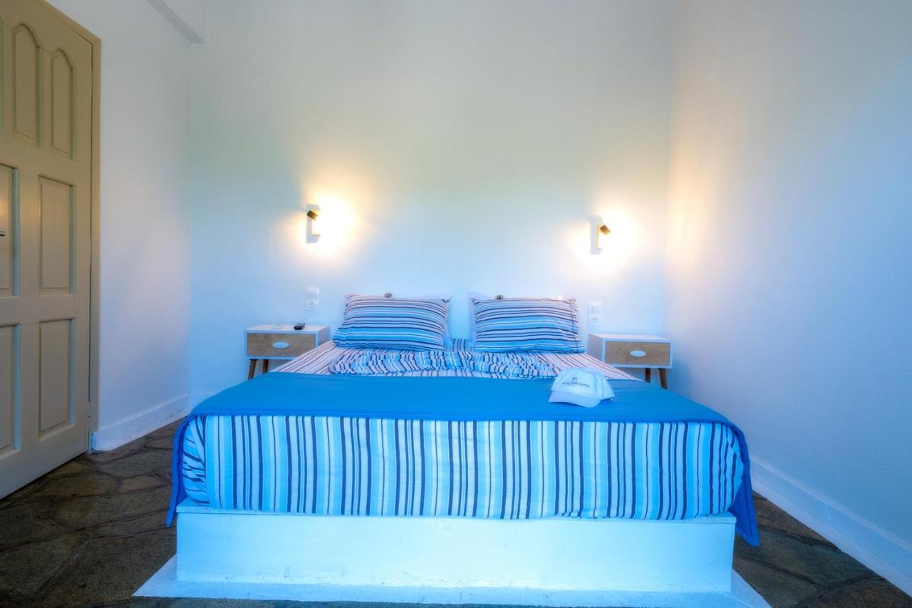 Petra Mare Suites Vourvourou Buitenkant foto