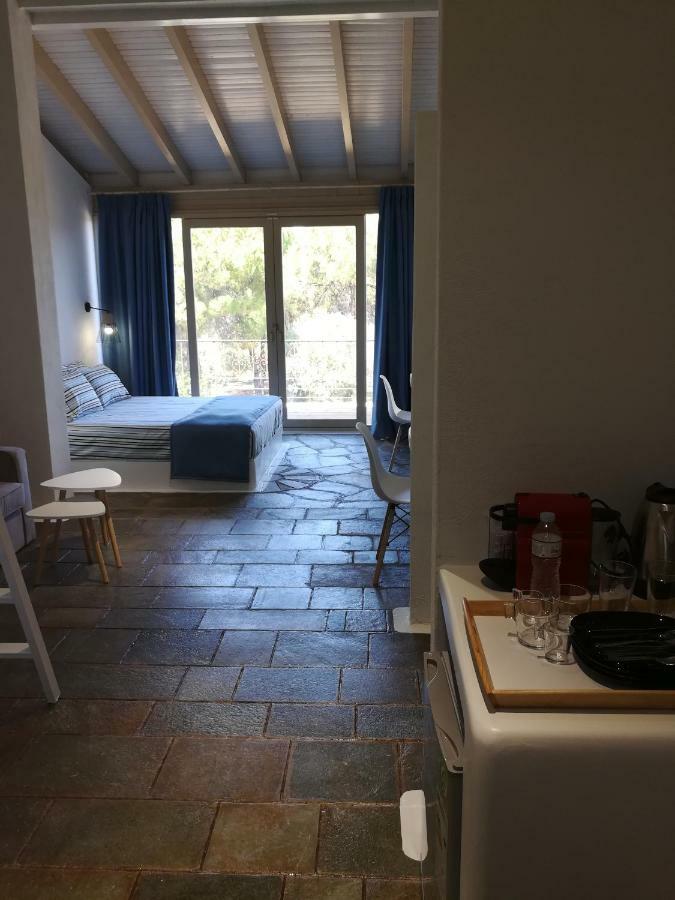 Petra Mare Suites Vourvourou Buitenkant foto